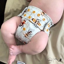 Load image into Gallery viewer, Baby in Harmony Bee Rumparooz G3 One Size Pocket Diaper