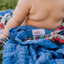 Load image into Gallery viewer, Billy baby blanket lifestyle