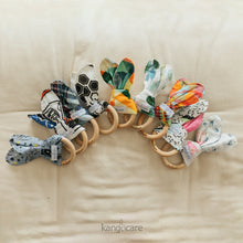 Load image into Gallery viewer, Bunny ear prints line up - front view