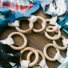 Load image into Gallery viewer, Blanket teething rings close up