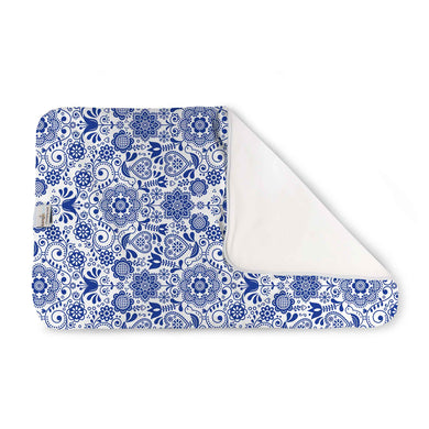Elskede Changing Pad (Scandanavian inspired print, white with blue designs)
