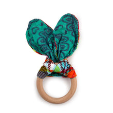 Load image into Gallery viewer, Kanga Care Muslin Crinkle Bunny Ear Teething Ring :: Quinn
